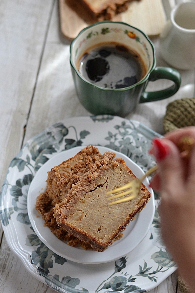 apple crisp banana bread