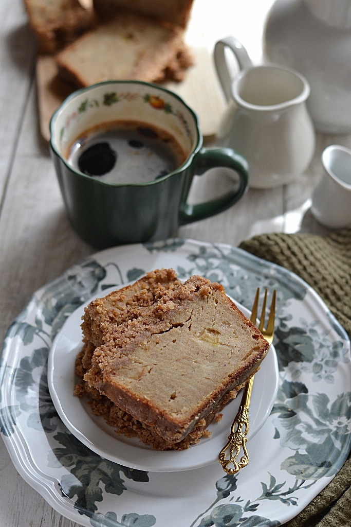 apple crisp banana bread