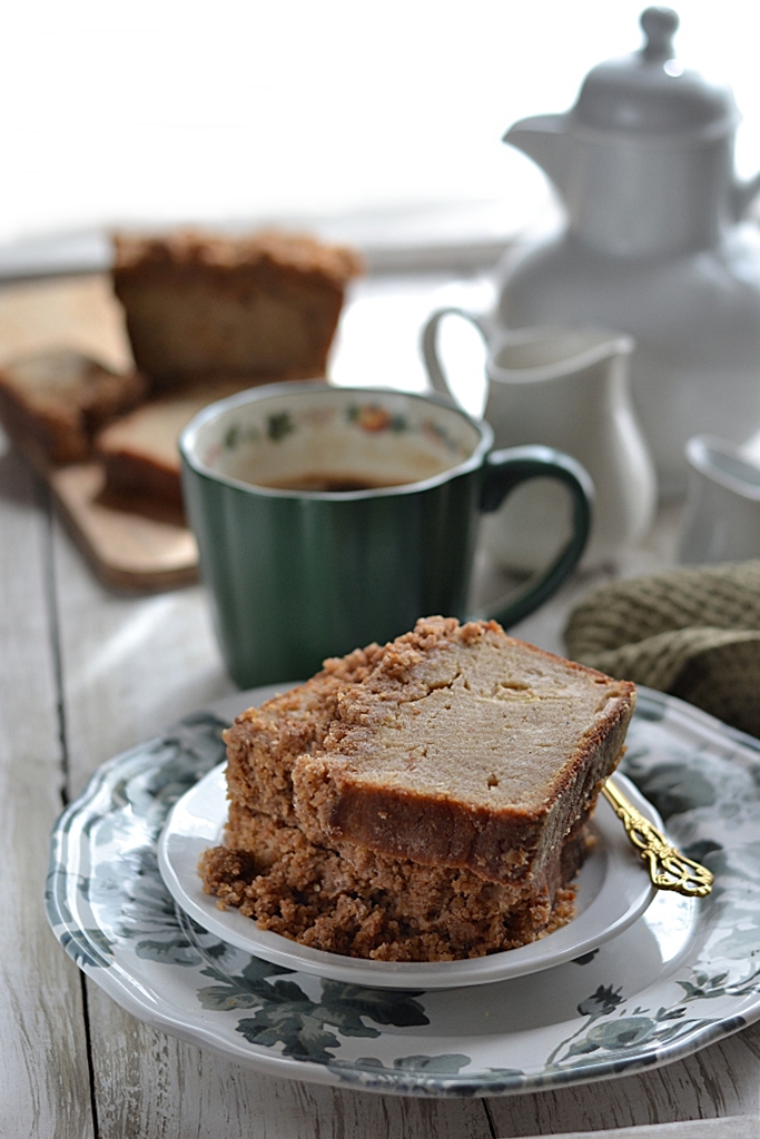 apple crisp banana bread